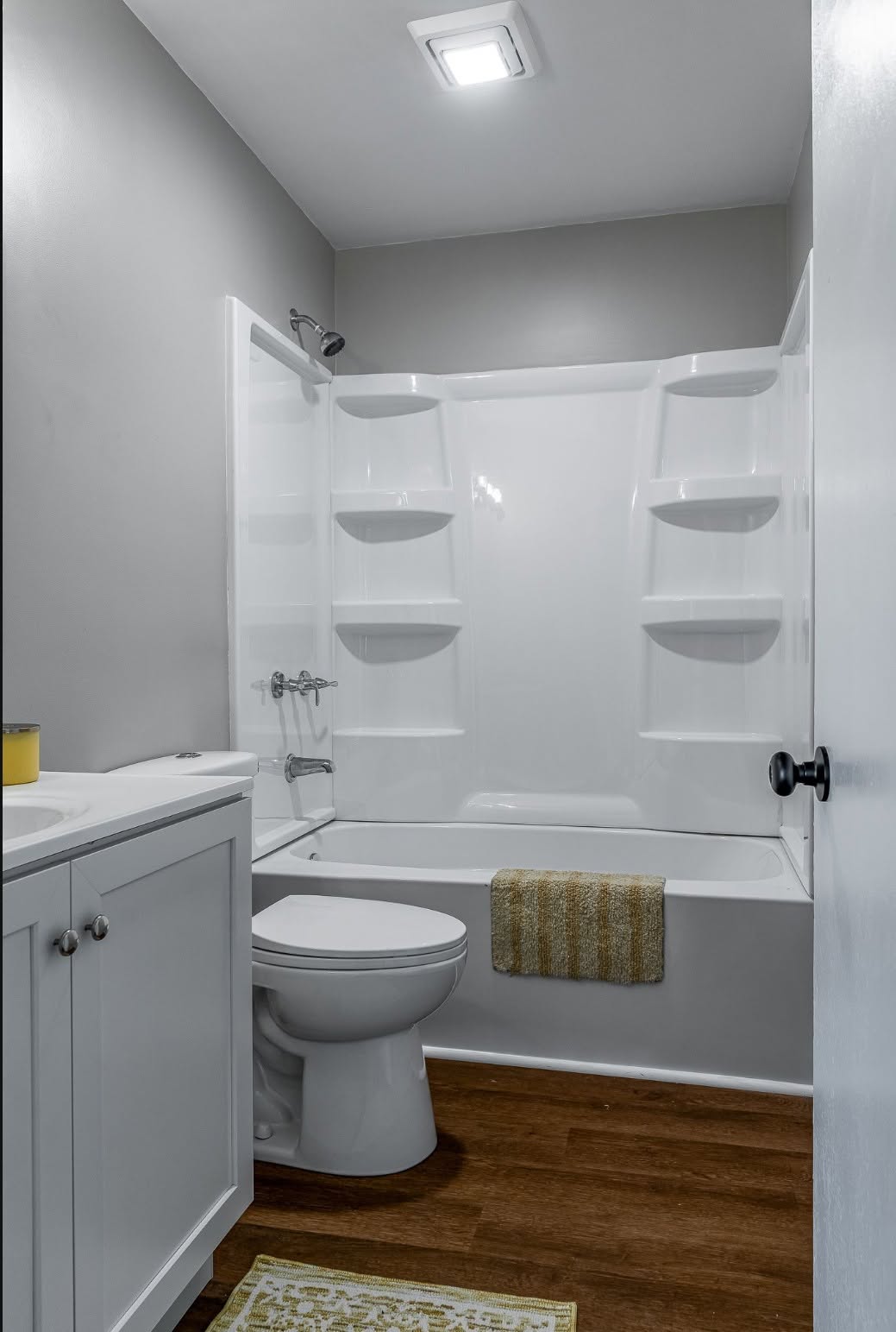 Bathroom tub shower white surround Davenport IA